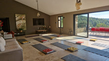 200-Hour Yoga Teacher Training – Hybrid: 100H In South Of France + 100H Online